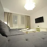 Bella-Isa Apartment Central