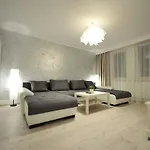 Bella-Isa Apartment Central